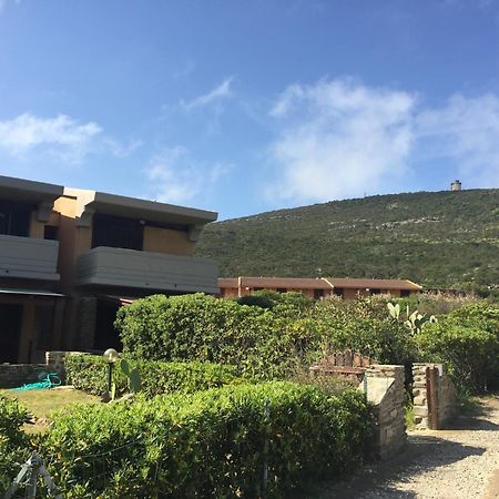 Villa Sardinia Re - Casa Ibiscus Stintino Exterior foto